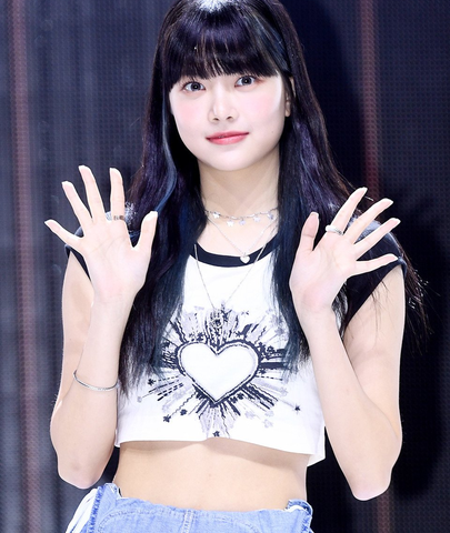<b>르세라핌 도쿄돔 콘서트</b>를 위한 일본 출국
