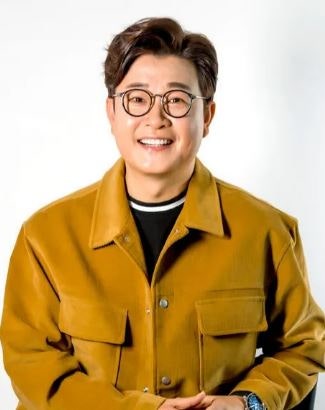 김성주 아나운서 나이 프로필 국민 MC의 모든 것! (ft. 아내(부인) 진수정, 아들 김민국 뉴욕대,....