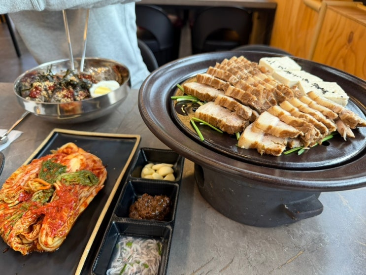 정동진 애견동반식당 아침에 먹는 보쌈.막국수 후기(내돈내산)