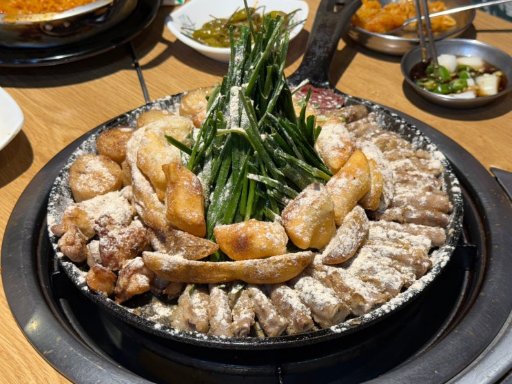  영등포역 곱창 맛집 곱창팩토리 곱창모듬에 볶음밥까지