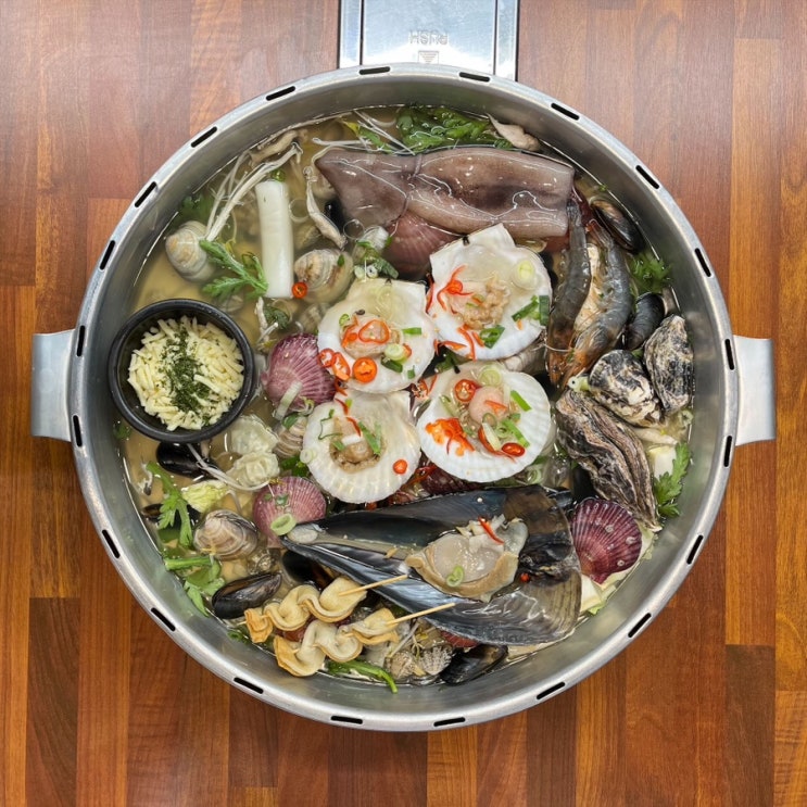  여의도 맛집 갯벌의조개｜바다향 가득 푸짐한 조개전골 한상