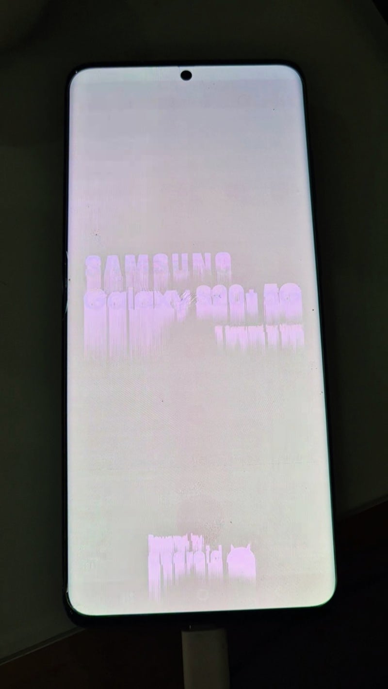 갤럭시 S20플러스 화면 하얗게 백화현상 먹통 액정교체비용 데이터복구