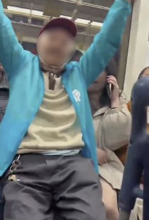   여성 무릎 위에 앉은 노인…자리 시비 끝 어디까지 번졌을까?