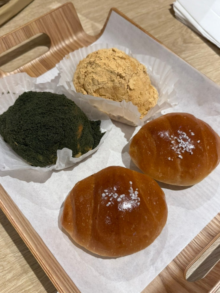  명동 롯데백화점 본점 아벡쉐리 소금빵 팝업!