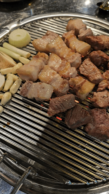  연탄구이 성심돈 제주 연동 고깃집 삼겹살 목살 맛집