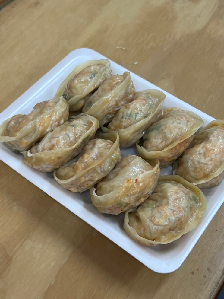 김포 엄마손만두 누산마트 안에 있는 만두피 얇은 만두 맛집(택배 가능)