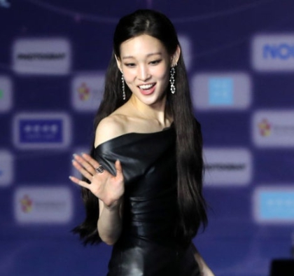   신세계 회장의 딸 애니, 올데프 데뷔 후 ‘애니맘’ 탄생… 재벌돌의 예능 첫 무대는 어땠을까?