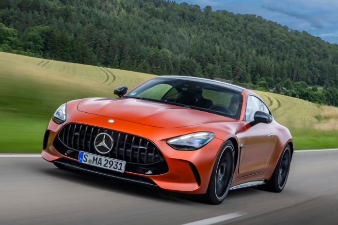  포르쉐 911 저리 비켜, 달리기 위해 태어난 2026 벤츠 AMG GT 2도어