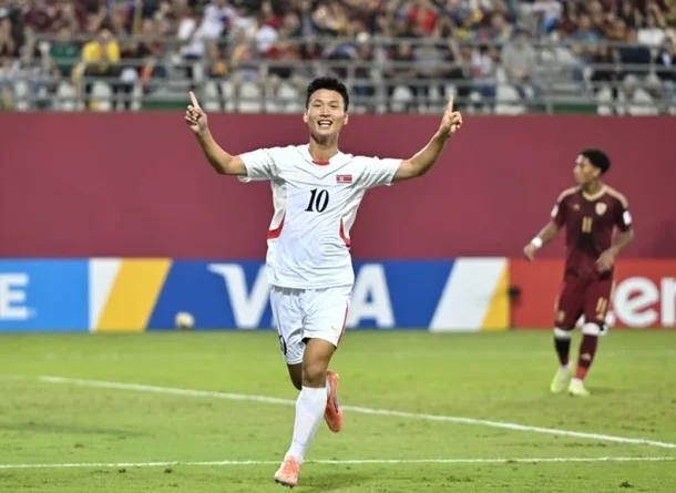 <b>U-17월드컵</b> - 북한, 일본<b>16강</b>... 진출 - <b>16강</b>전 맞<b>대결</b>, 아시아... 