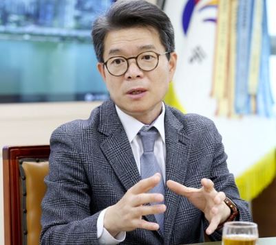 차기 민주당 서울시장 후보 성동구 아이돌 <b>정원오</b>에게 맡기면... 