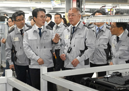 현대차<b>그룹</b>, 5년간 125.2조 원 최대 <b>국내 투자</b>…AI·로봇... 
