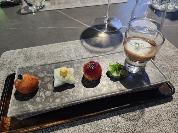  호주식 코스요리 연남동맛집, 업투미