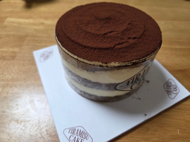 파리바게뜨 티라미수 케이크, 맛과 가격