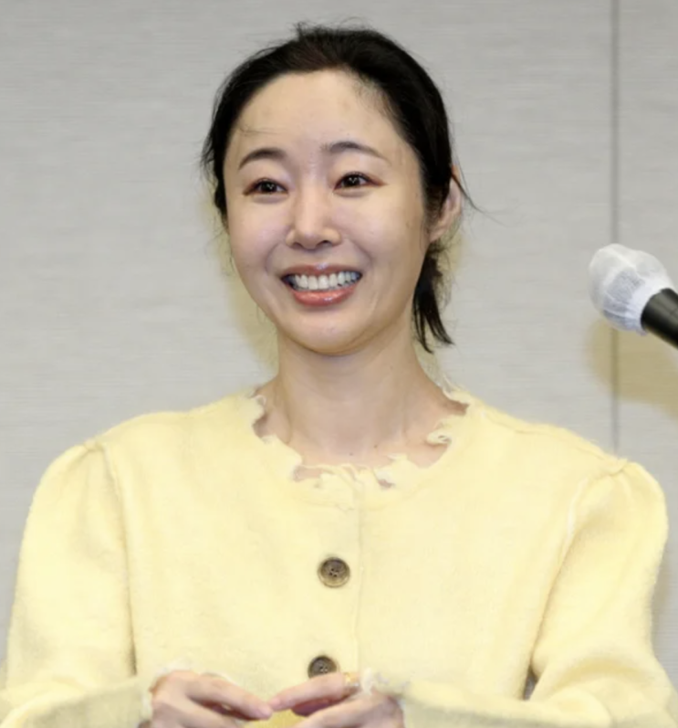 <b>민희진</b>, <b>뉴진스</b> 향한 진심 어린 호소 "다섯일 때 비로소 완성된다"