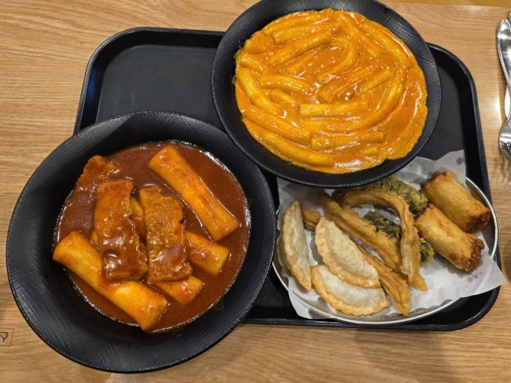  신전떡볶이+로제떡볶이(분모자 추가)+모듬튀김+쿨피스 완벽 조합  후기