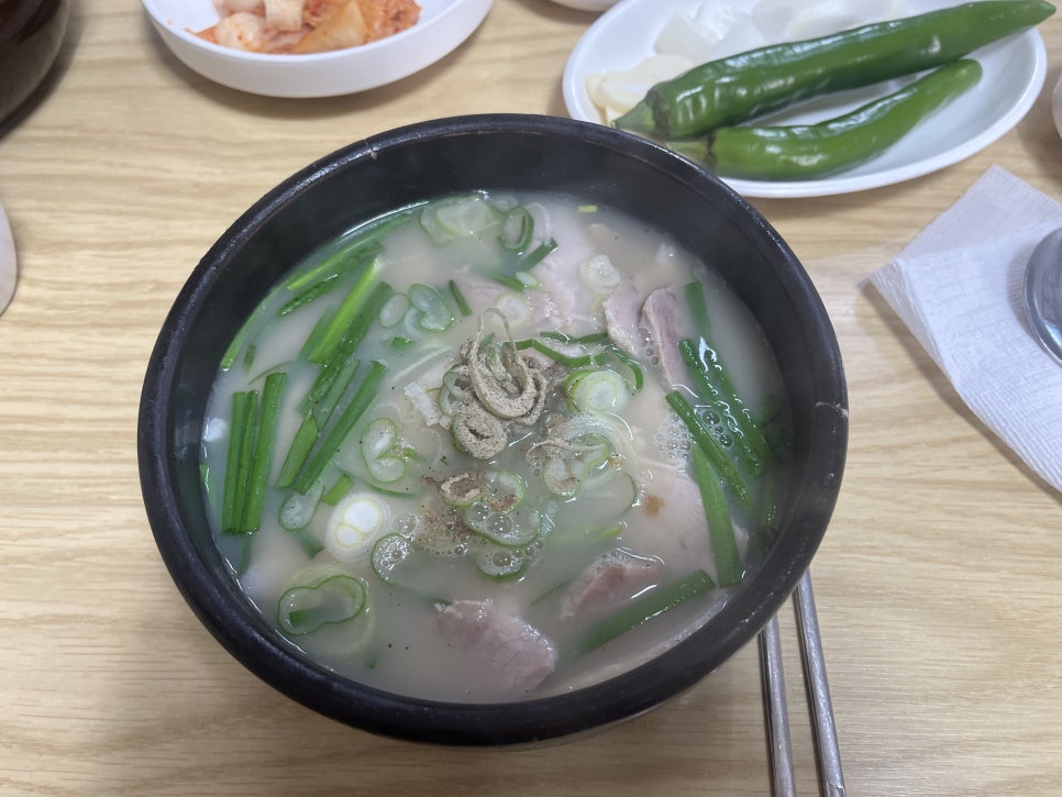 연창돼지국밥 사진 6