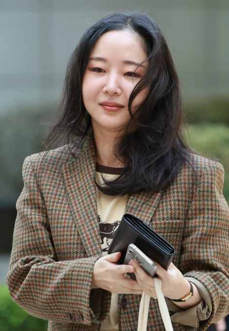 <b>민희진 뉴진스</b> 앞길 막고 싶지 않았다 <b>3대2</b> 복귀 구도에 의문... 