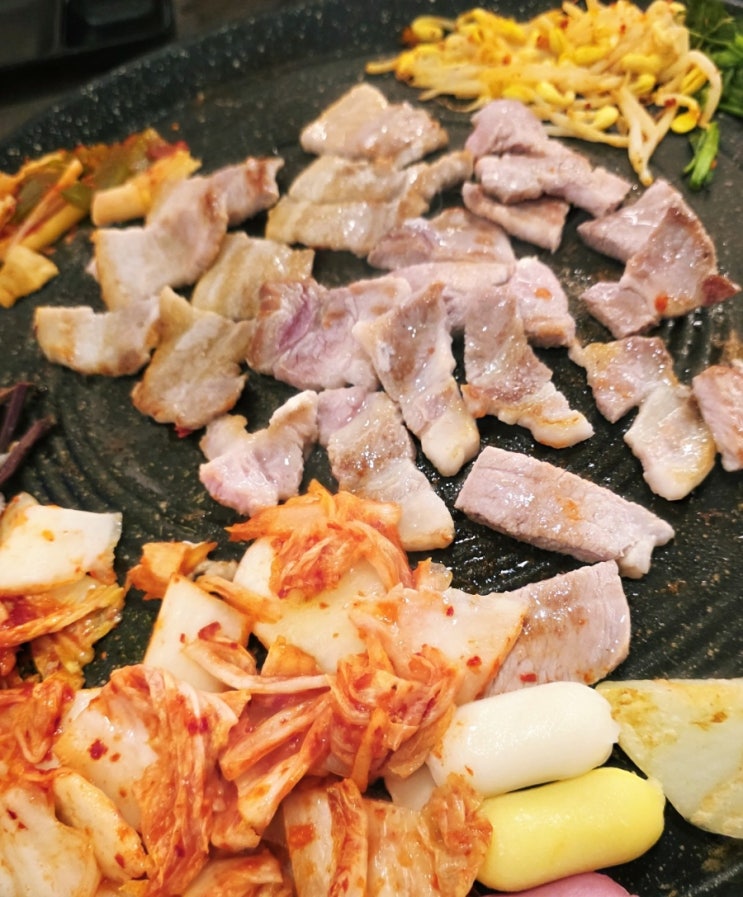  [김해삼계동]무농약 쌈채소를 가득 먹을수 있는 삼계동 삼겹한판 '솥뚜껑한판 김해삼계점'