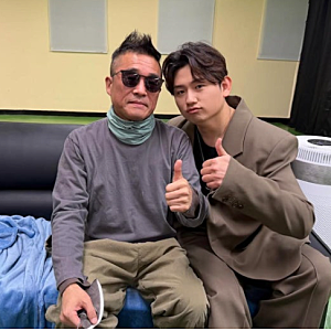 김건모, 몰라보게 수척해진 근황...'성폭행 무혐의' ->6년 만의 복귀 어땠나
