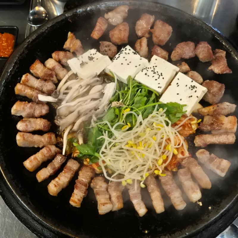 [인천 부평] 선진포크한돈 돼지고기 제대로 하는 인천맛집 솥돈 삼산점 리뷰