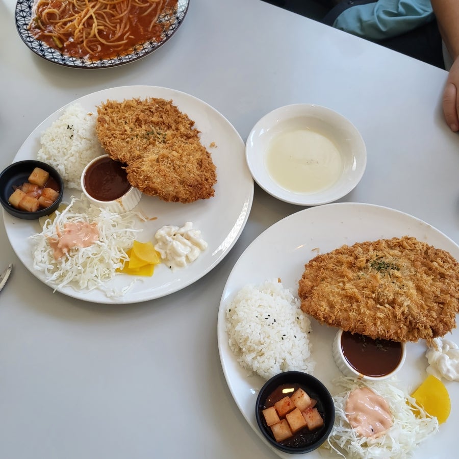 육천돈까스 사진 1