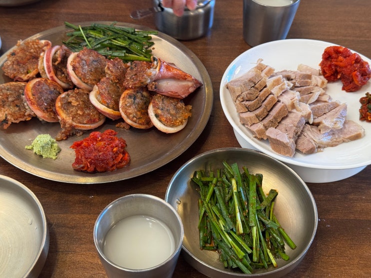  [속초여행] 속초 당일치기 가을여행 - 단천면옥! 이북음식 전문점 단천면옥, 오징어 순대 오리지널 개발자 3인 중 한명이 만든 단천면옥! 오징어순대, 수육반접시, 명태회 냉면까지!