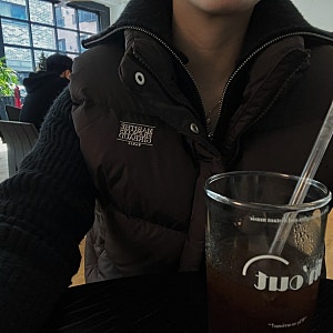 여자 겨울 아우터추천 마리떼 클래식 로고 패딩조끼 브라운 후기