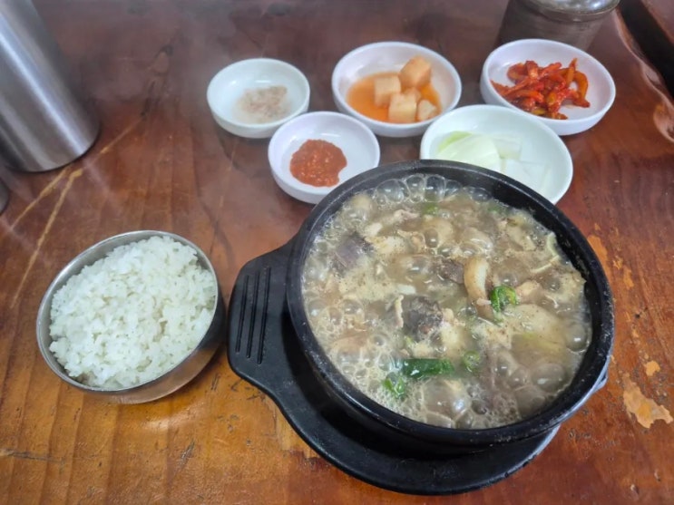  진한 고기 국물의 순대국...목동역 맛집 <만복순대국> 본점