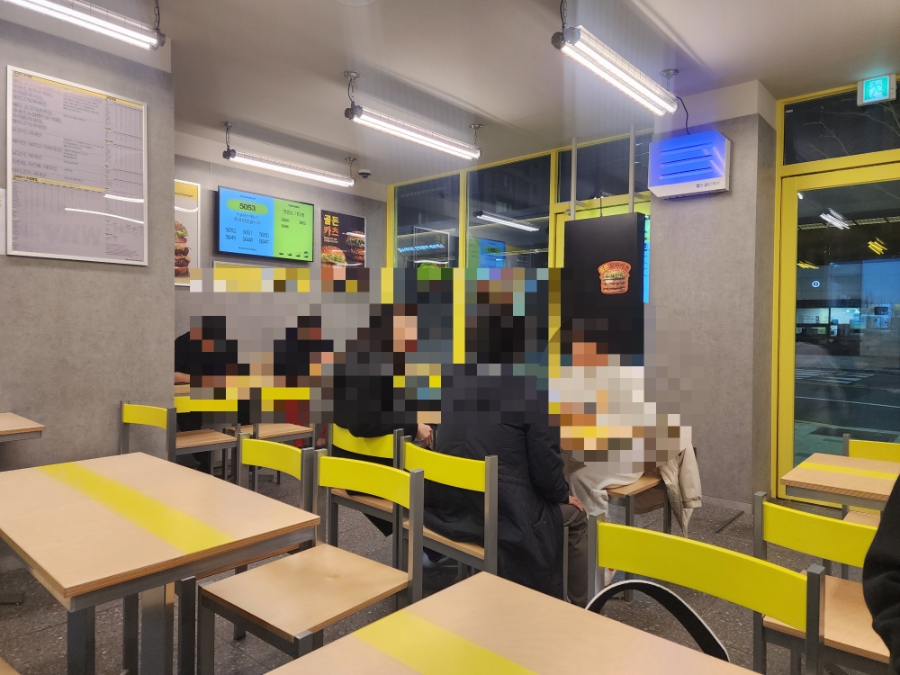 노브랜드버거 안양인덕원점 사진 3