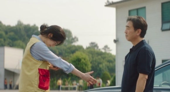 정은채, ‘김 부장 이야기’에서 또 한 번 호감 이미지를 터뜨린 이유는?