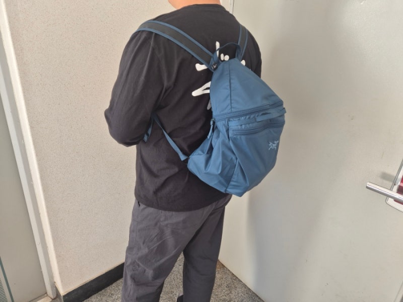 데일리 가방 기저귀 가방 아크테릭스 헬리아드 15 할인 구매 후기