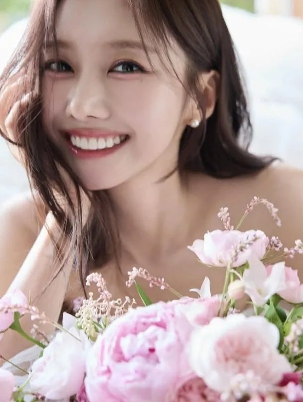 윤수빈 결혼 발표, 남편은 누구? LCK 아나운서의 특별한 러브스토리