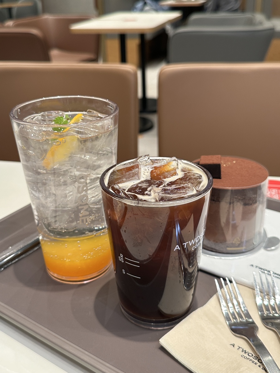 투썸플레이스 인천검단이음대로점 사진 3