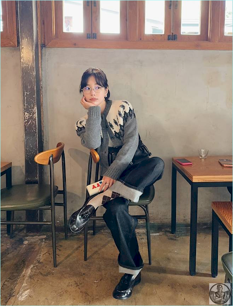  평범한 가디건 코디를 기은세처럼 바꾸는 단 하나의 디테일