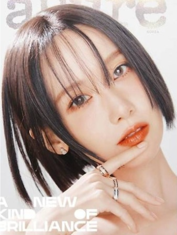 윤아 초단발+레드립 변신, 팬들 놀라게 한 강렬한 분위기