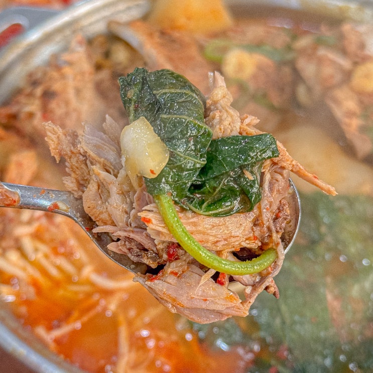  성수동 핫플 맛집 소문난성수감자탕 주말 웨이팅 주차장