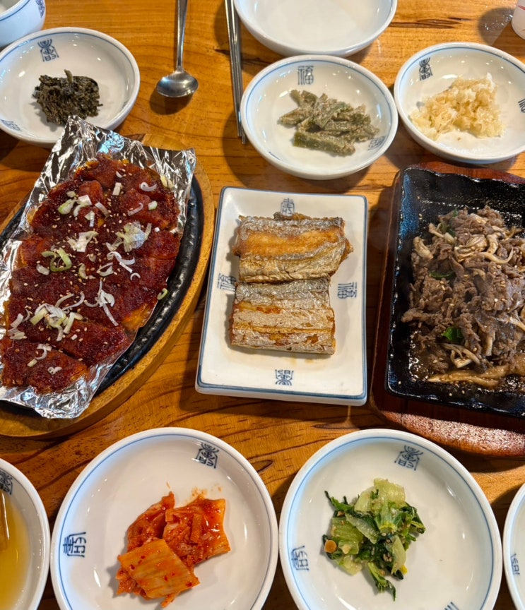  다양한 반찬과 솥밥이 나오는 한정식 전문점 가평 양평 맛집 소리마을 내돈내산 후기