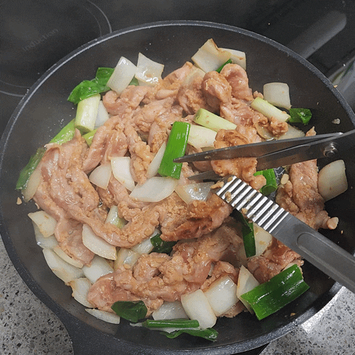  도리도리푸드 3가지 맛 닭목살구이! 집밥 반찬부터 캠핑밀키트 추천까지