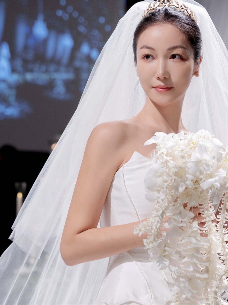 김옥빈 38세에 극비 결혼식 공개…전지현·김연아급 ‘초호화 웨딩’ 파장