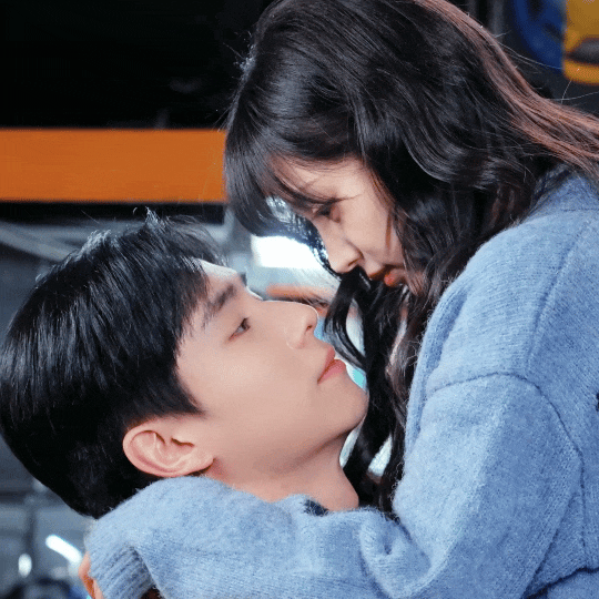 2026 중드 <천재여우> 전희미 x 호일천 ㅣ로맨스 청춘물 줄거리, 등장인물, 로이터
