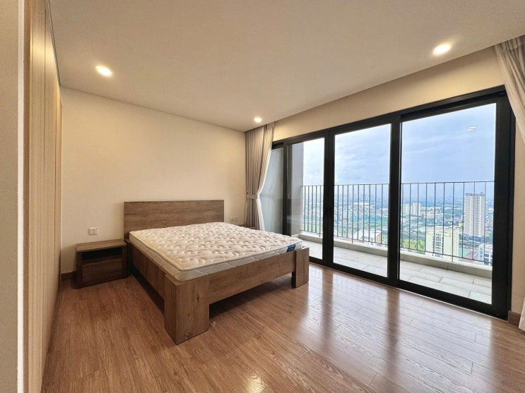  하노이 스카이파크 레지던스 ( Skypark Residence ) 아파트 임대 방3개 135m2 3500만동 풀옵션 알려드립니다