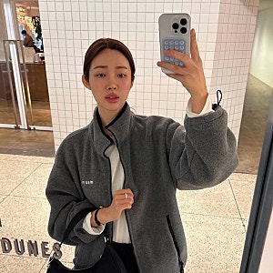 차정원 인스타그램 속 미우미우 플리스 후리스 집업 (제품 링크)
