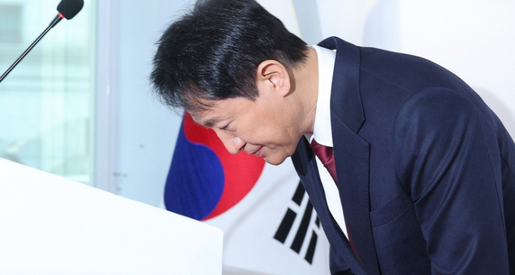 오세훈 시장 <b>한강버스 안전 문제</b> 논란의 중심에 서다