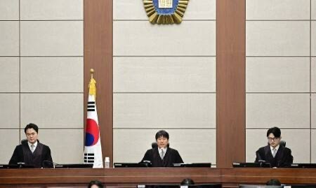 <b>윤석열</b>보다 <b>한덕수</b> 먼저 선고…지귀연의 <b>재판</b> 지연이 만든... 