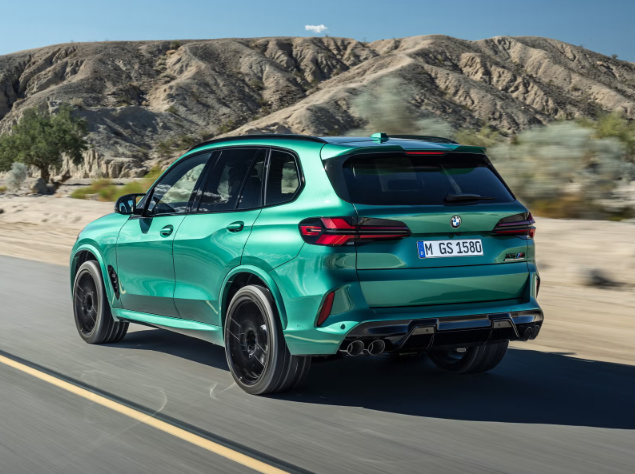  슈퍼카보다 빠른 SUV 등장! "BMW X5 M"이 보여준 괴물 퍼포먼스