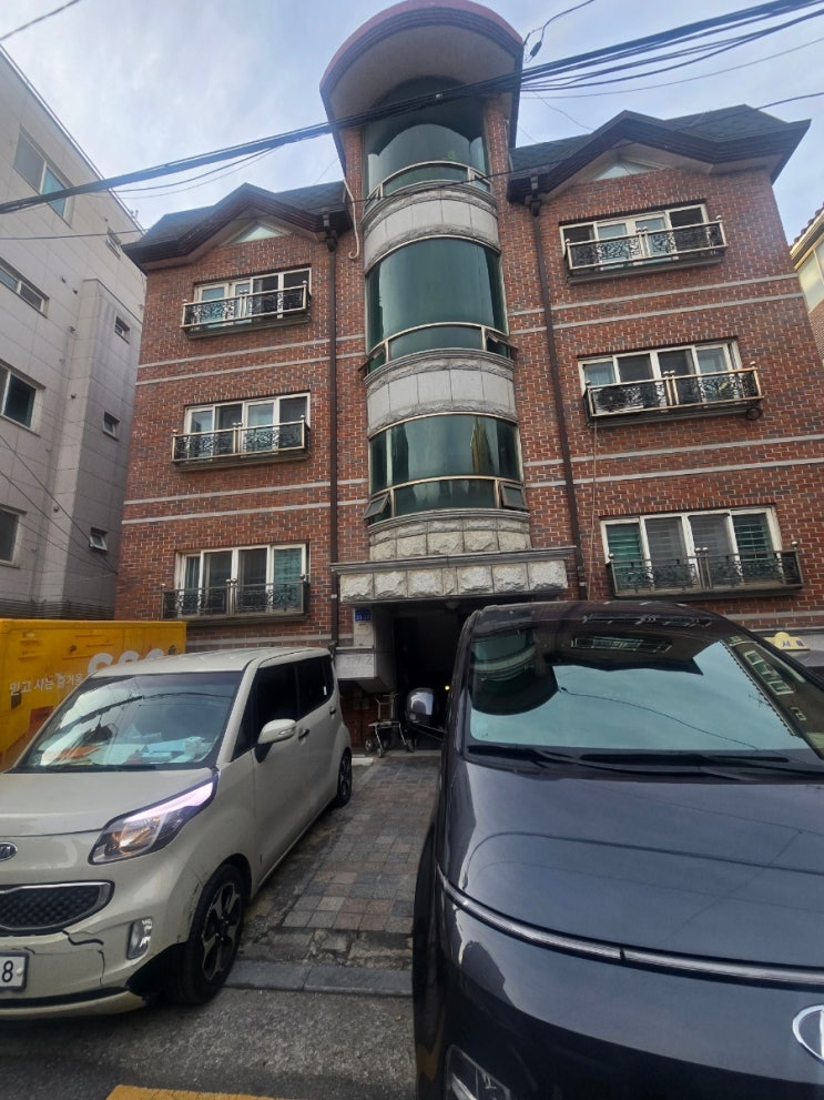  서울시 송파구 잠실동(백제고분로) 다가구  반지하 욕실 도기설치 및 평돔시공 작업 입니다.