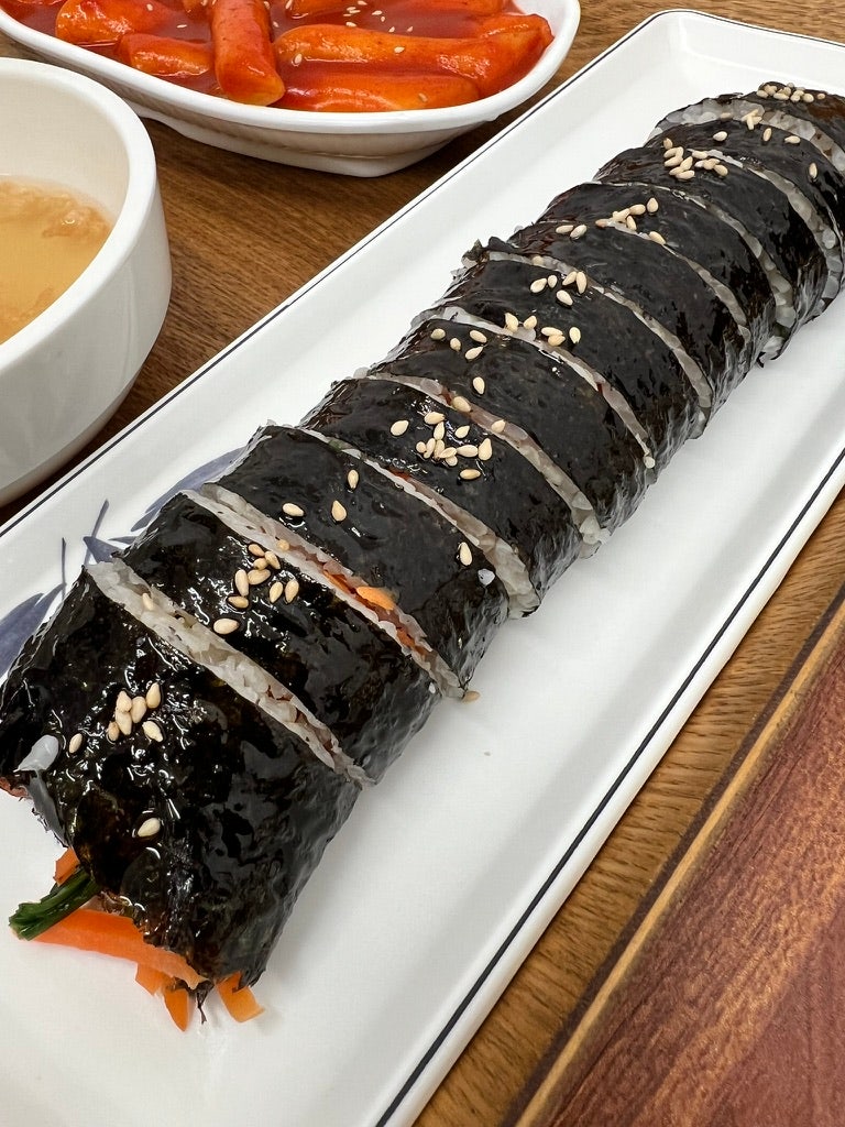 Seoul Children's Grand Park Station_ Crocodile Tteokbokki 2nd Branch Honest Review of Tteokbokki Restaurant Featured on You Quiz 7