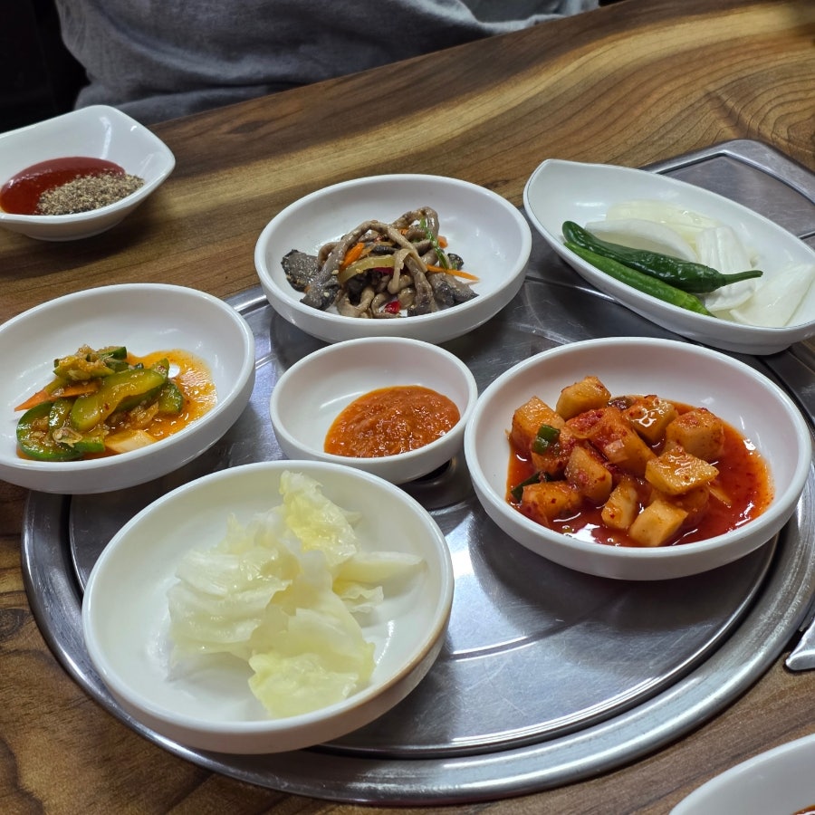 월출산흑염소탕 서수원점 사진 6