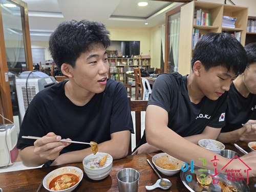  필리핀 알라방 유학 생활, 라살조벨스쿨 축제 시작 