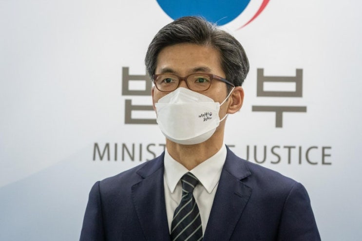 <b>서울</b> 법대가 아닌 외교학과 출신 <b>박철우 서울중앙지검장</b> 프로필